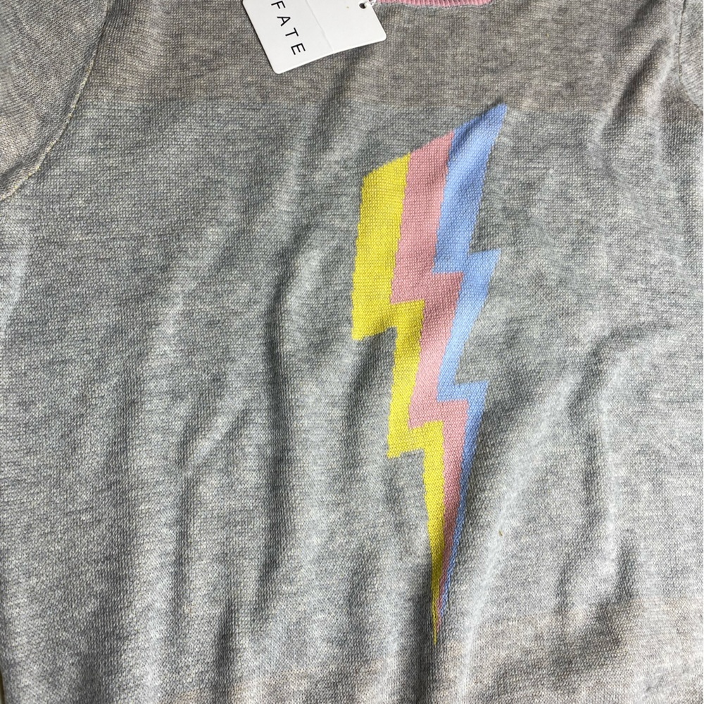 Fate lighting bolt distressed sweater small
NWT - Picture 5 of 8